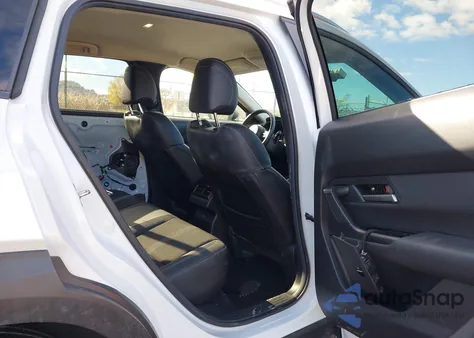 2025 Mazda Cx-50 2.5 S Preferred Package z USA, uszkodzony, nr VIN 7MMVABBM9SN303802